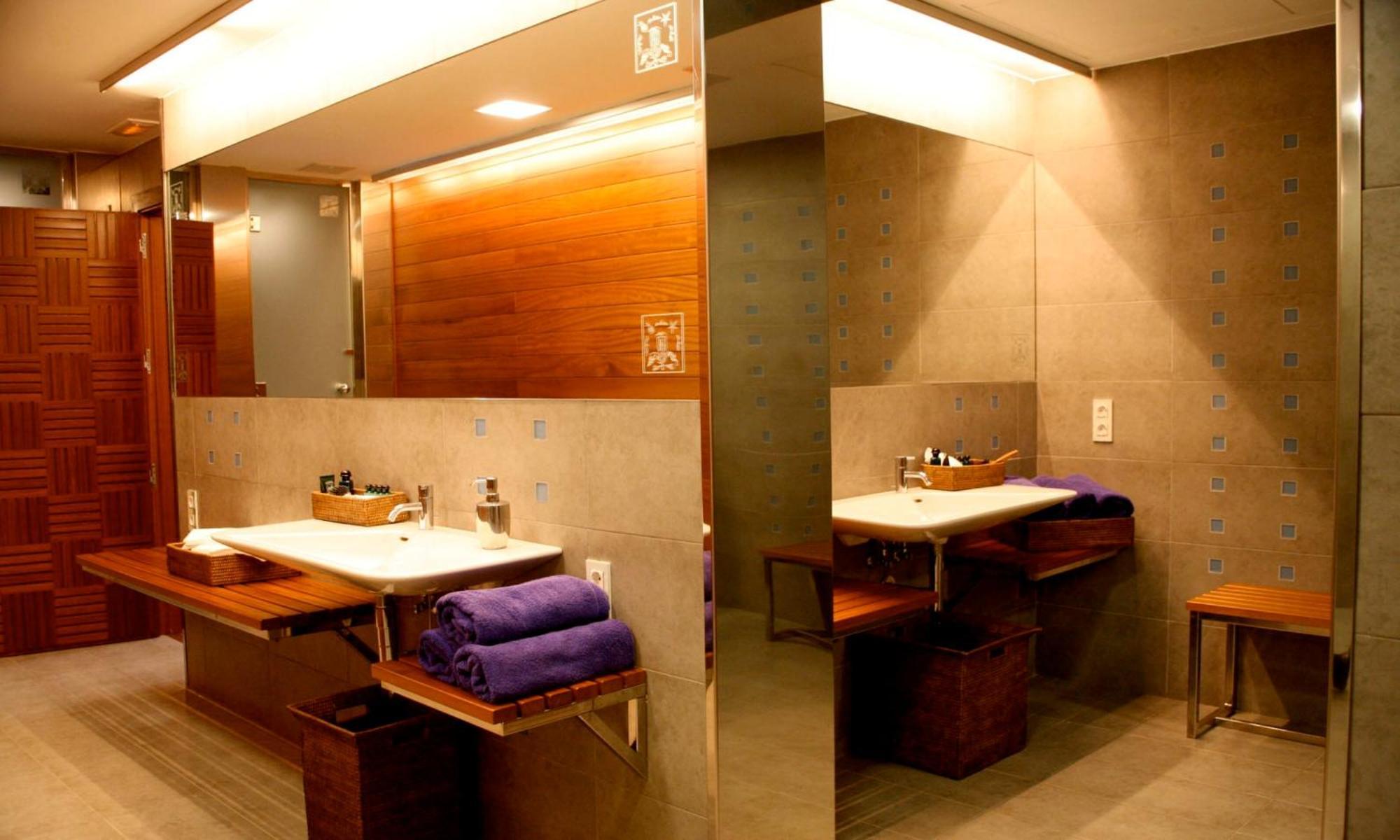 Camera Familiare (2 Adulti + 2 Bambini) con Accesso Spa